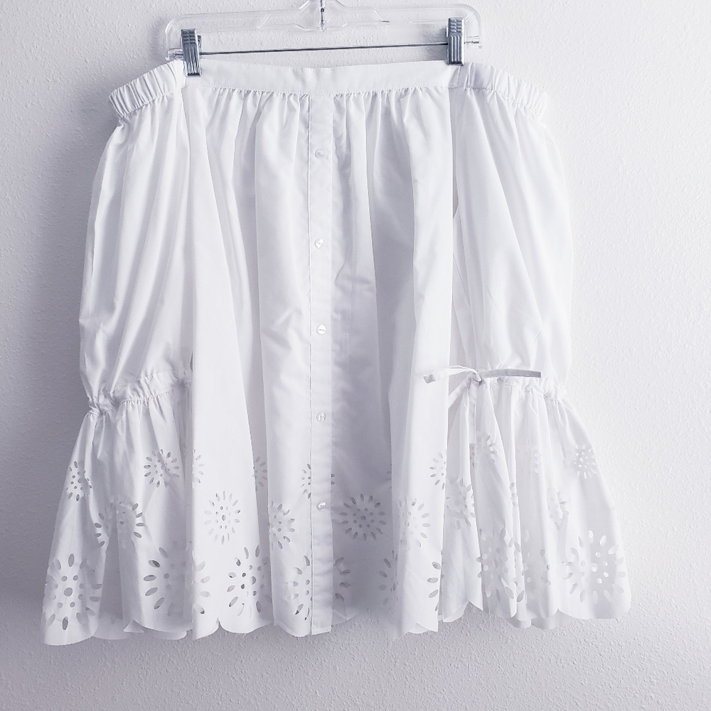 Venus Off The Sholder Eyelet Belle Sleeve Bow Detail